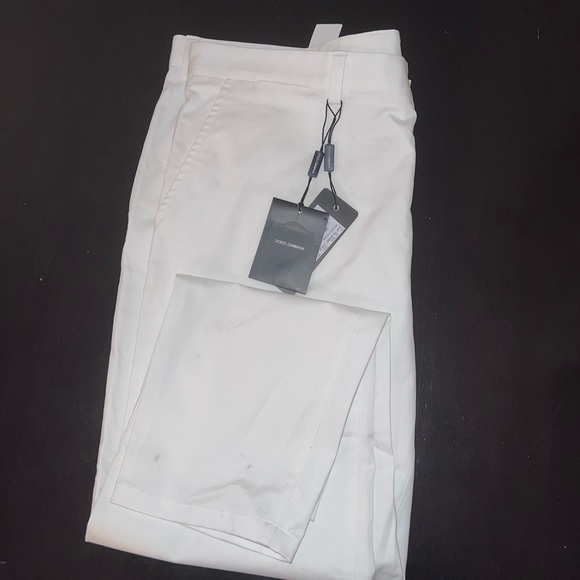 White Dolce and Gabbana pants. Brand new and never worn. In decent condition. - Picture 4 of 6